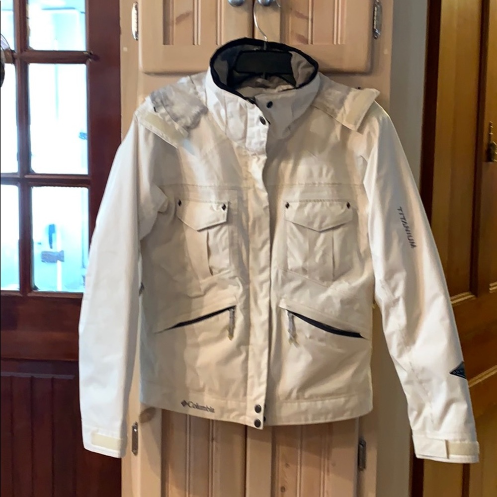 Columbia titanium ski snowboard jacket